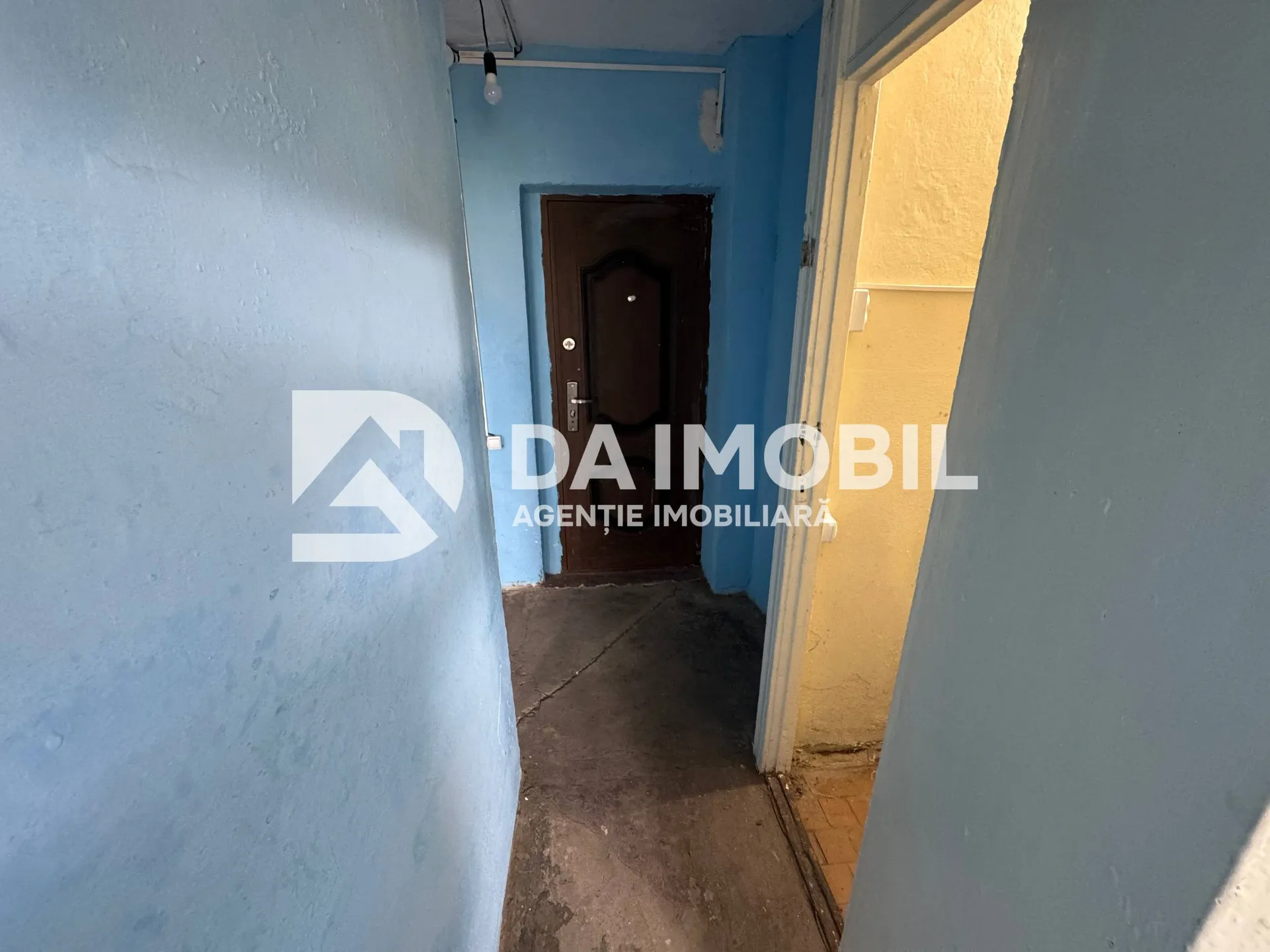 Se vinde apartament cu 2 camere / zona Centru — 6