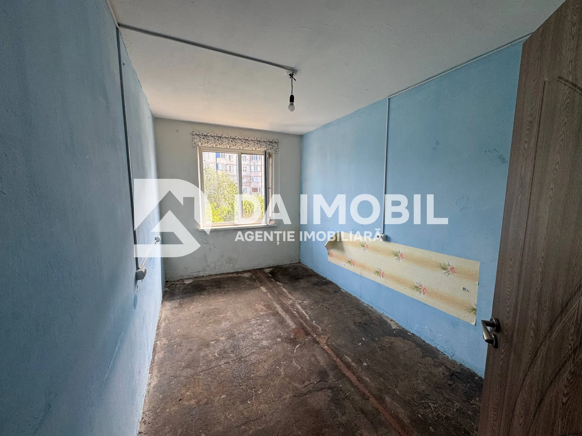 Se vinde apartament cu 2 camere / zona Centru