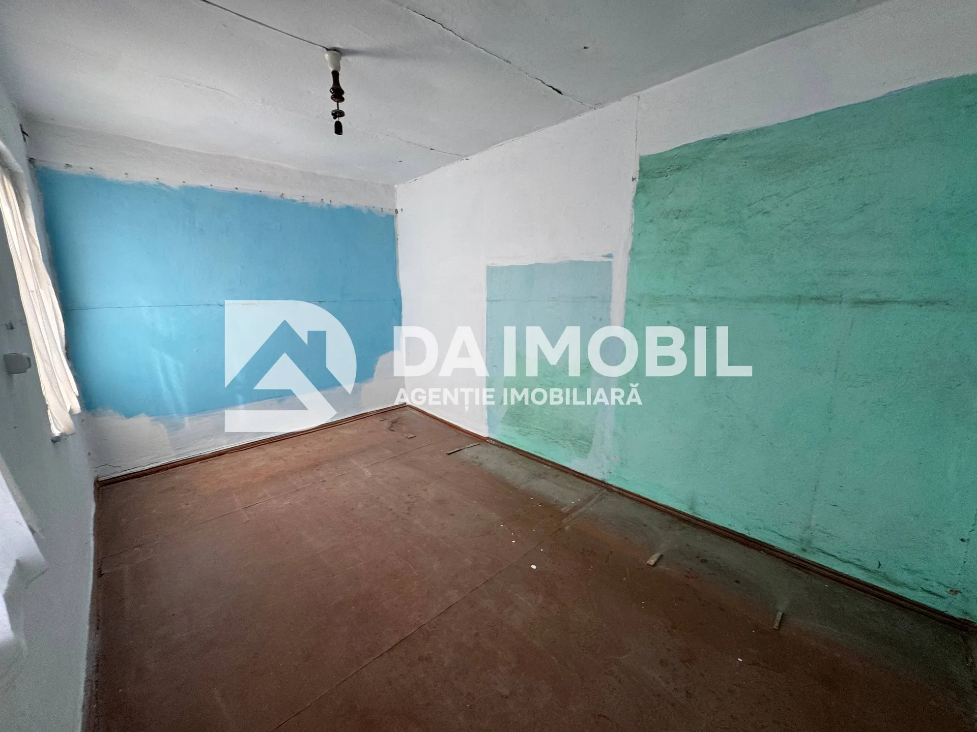 Se vinde apartament la parter \ zona Parcului — 3