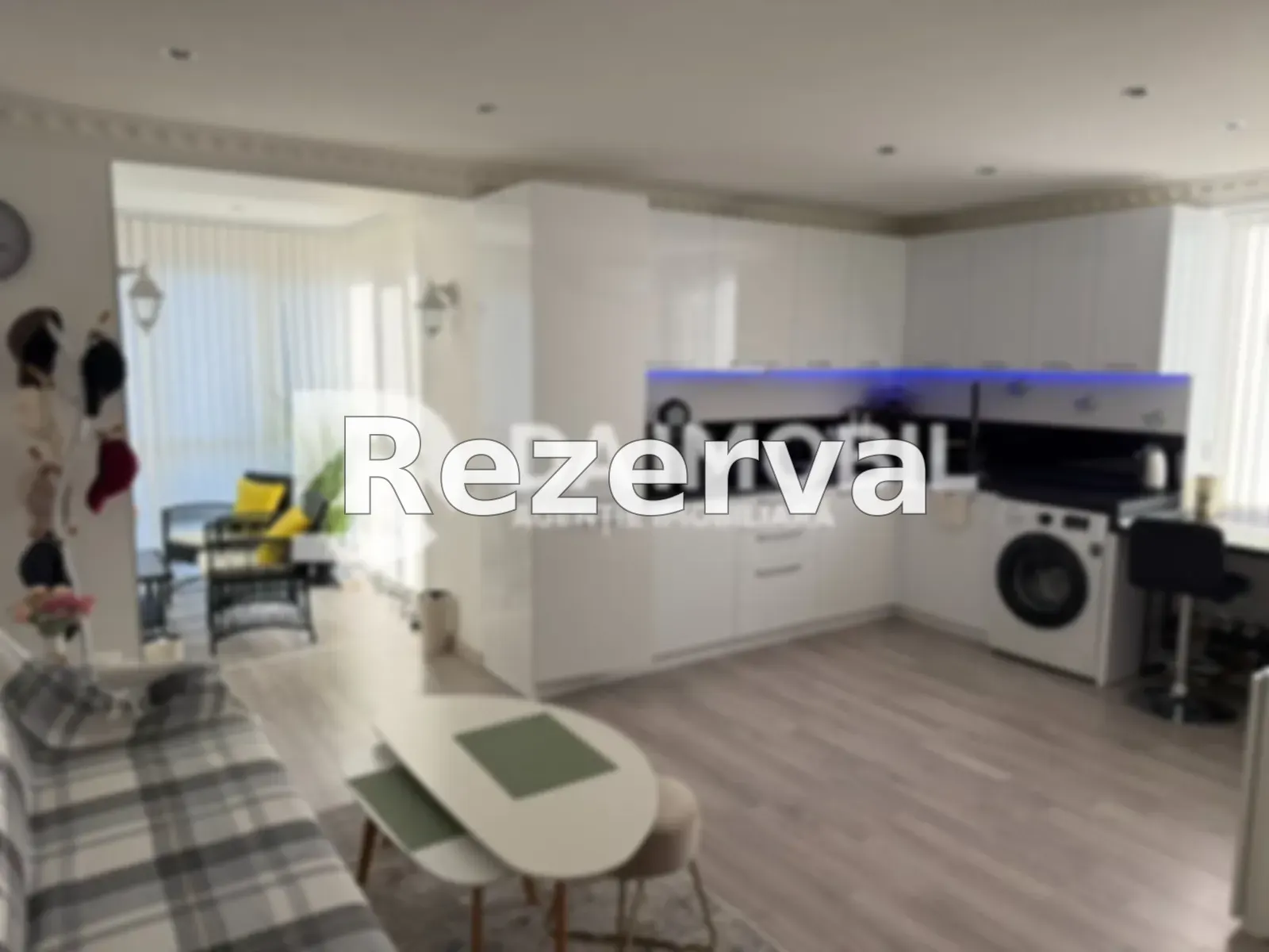 Se vinde apartament cu 2 camere