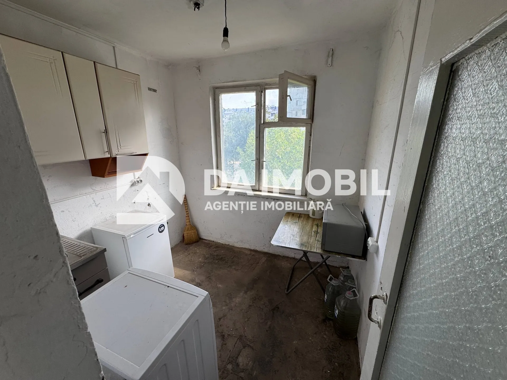 Se vinde apartament cu 2 camere / zona Centru — 8
