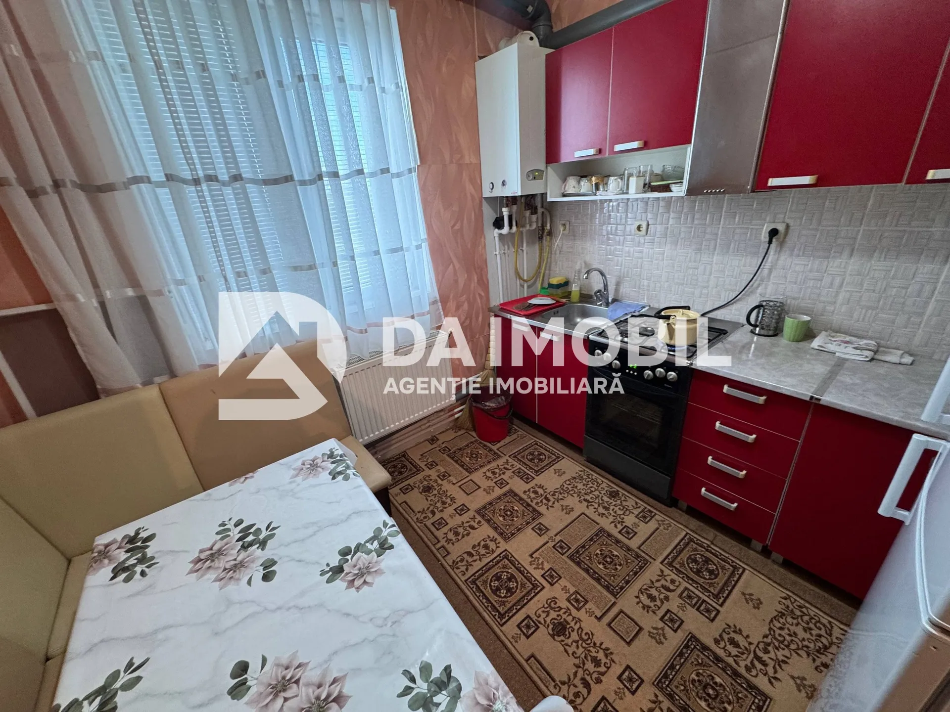 Se vinde apartament cu 2 camere / raionul Hidro