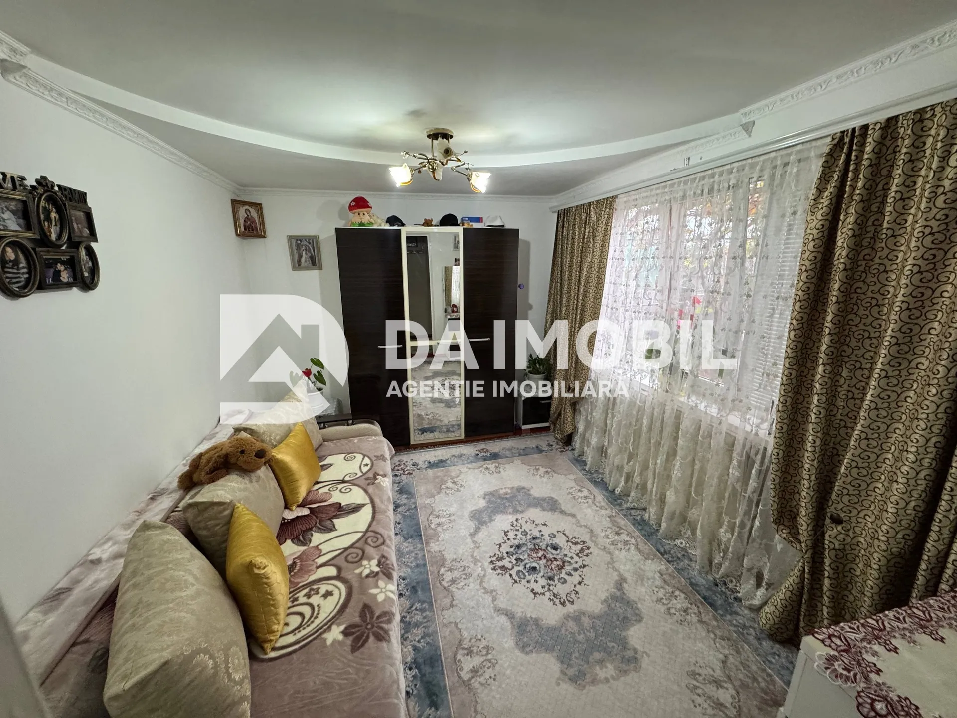 Se vinde apartament la parter \ zona Valincea — 3
