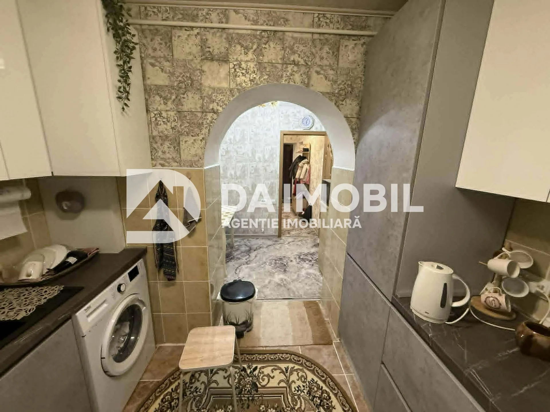 Se vinde apartament cu 2 camere \ zona Centru — 3
