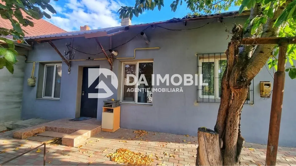 Se vinde apartament la parter \ cartierul Autogara — 2