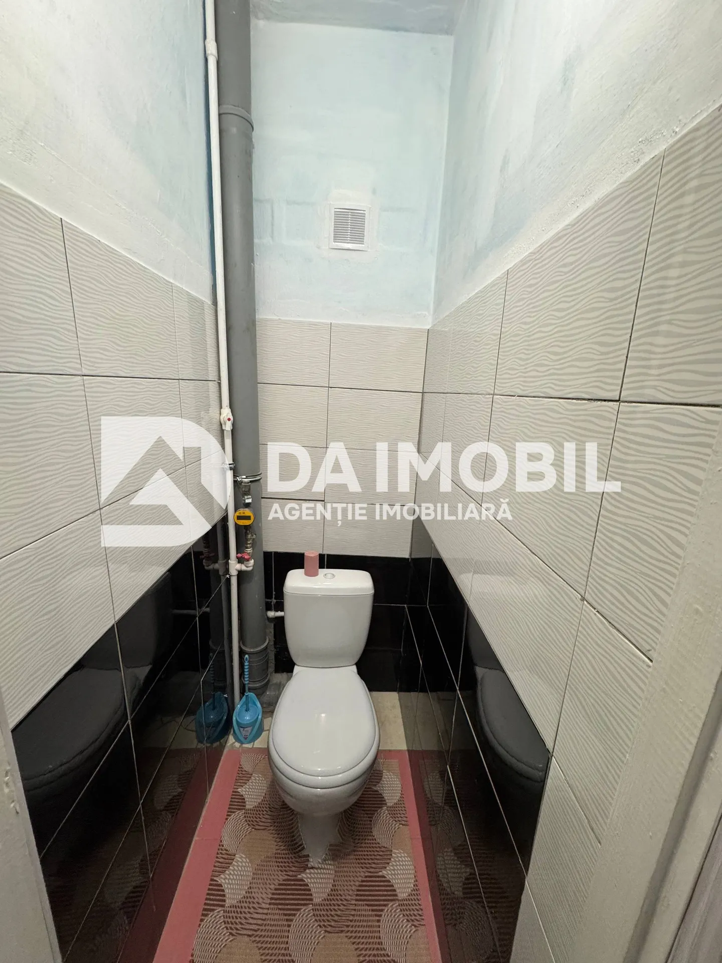 Se închiriază apartament cu 2 camere \ zona Centru — 6