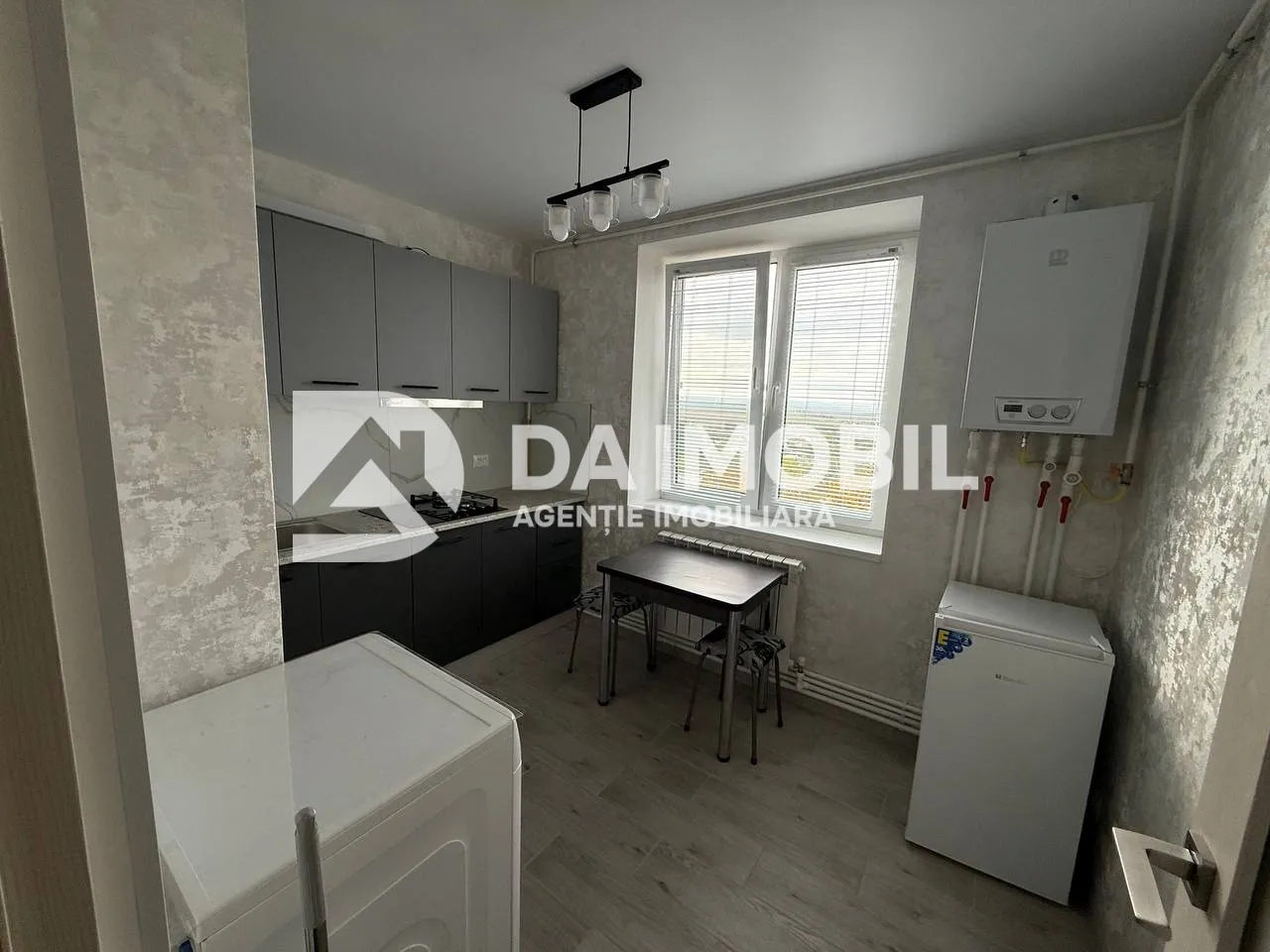 Se închiriază apartament cu 1 cameră \ zona Lipovanka