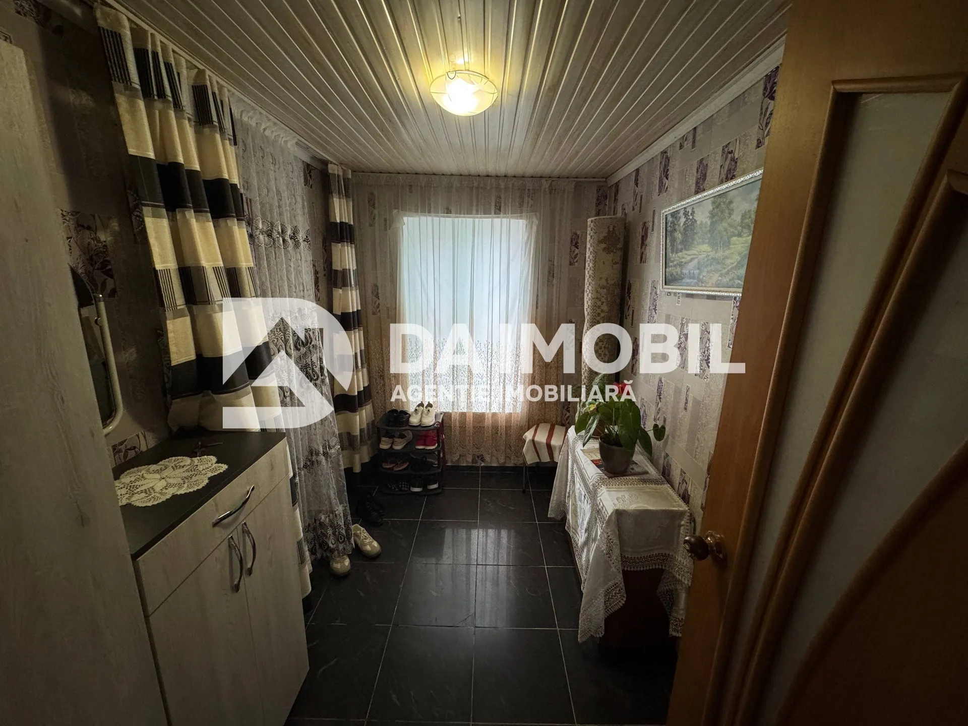 Se vinde apartament la parter \ zona Valincea — 2