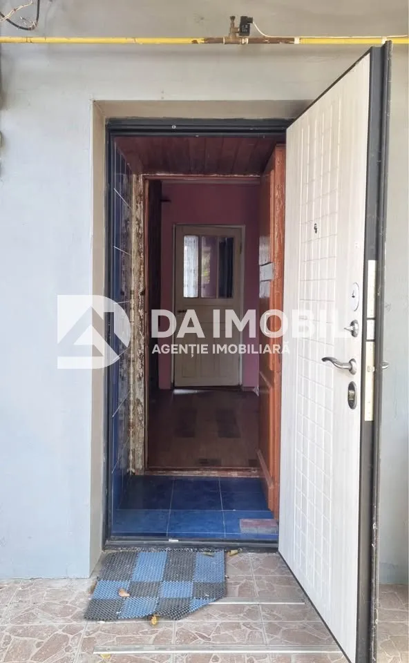 Se vinde apartament la parter \ cartierul Autogara — 8